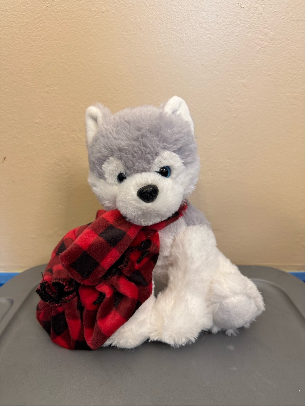 Plush Husky Dog Toy with Red Plaid bag- Gray & White